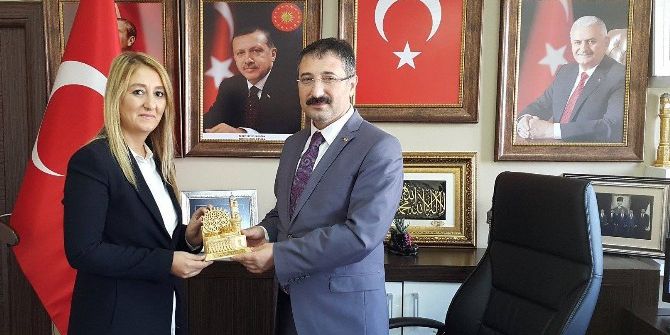 Ak Parti Yöneticilerinden Çorum Teşkilatına Ziyaret