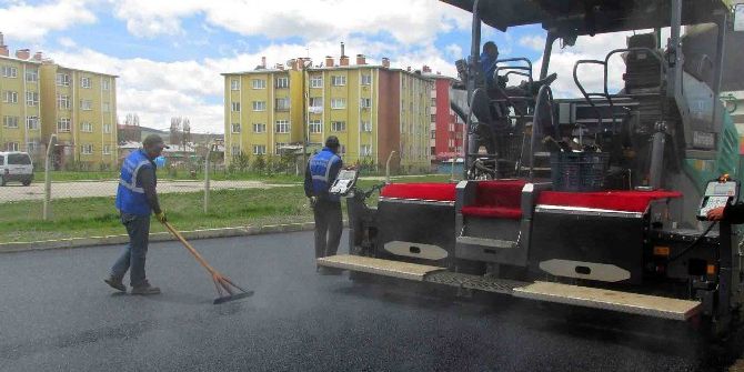 Büyükşehir’den Üç Merkez İlçeye 2 Ayda 36 Bin Ton Asfalt