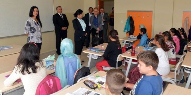 Vali Civelek, Okullarda İncelemelerde Bulundu