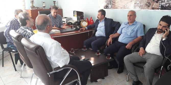 Ak Parti’den Kent Konseyine Teşekkür Ziyareti