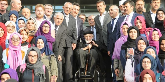 Kayyum Atanan Okula İsmi Verilen Muhammed Emin Saraç, Öğrencilerle Bir Araya Geldi