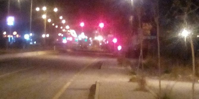 Erciş Belediyesi’nin Önünde Bombalı Kamyon Alarmı