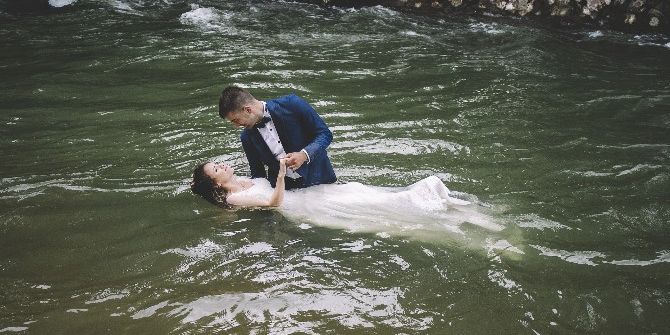 Rize’de Dereler Düğün Fotoğrafı Çektirmek İsteyenlerin Uğrak Yeri Oldu