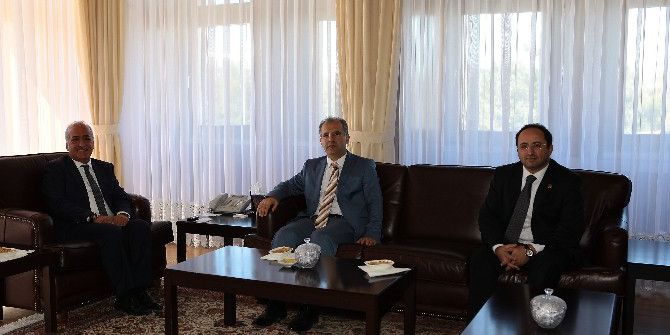 Rektör Çomaklı’ya Tebrik Ziyaretleri Sürüyor