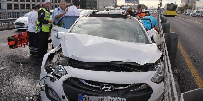 E-5 Karayolu’nda 5 Araç Birbirine Girdi: 5 Yaralı