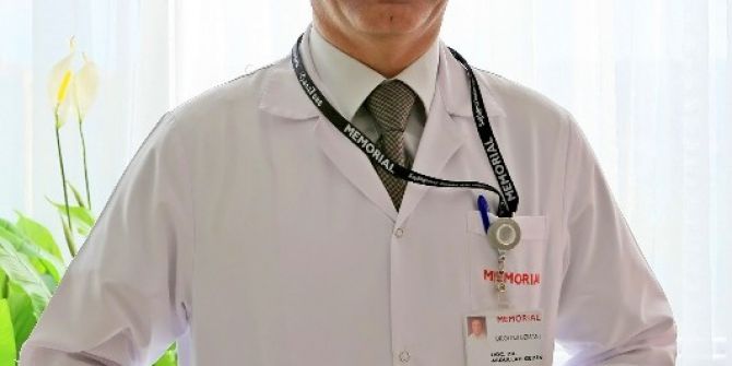 Gülme Ve Hapşırma Sırasında Tekrarlayan İdrar Kaçırmaya Dikkat