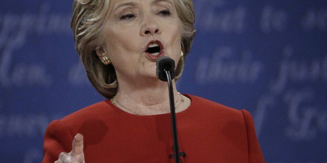 Clinton Ve Trump, Televizyon Düellosunda Kozlarını Paylaştı