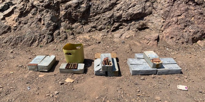 Pençe-2 Harekâtı’nda Doçka Silahı İle Mühimmatlar Ele Geçirildi