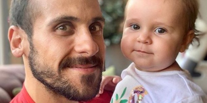 Ümit Erdim’den ‘Günaydın’ Pozu