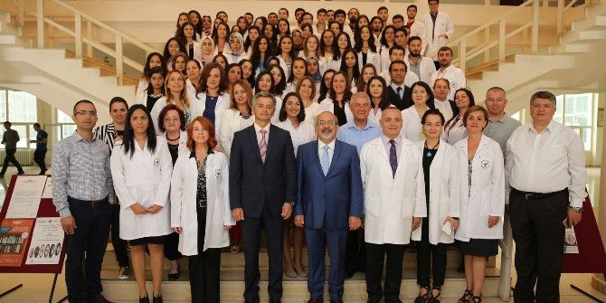 Çü Eczacılık Fakültesi İlk Öğrencilerine Kavuştu