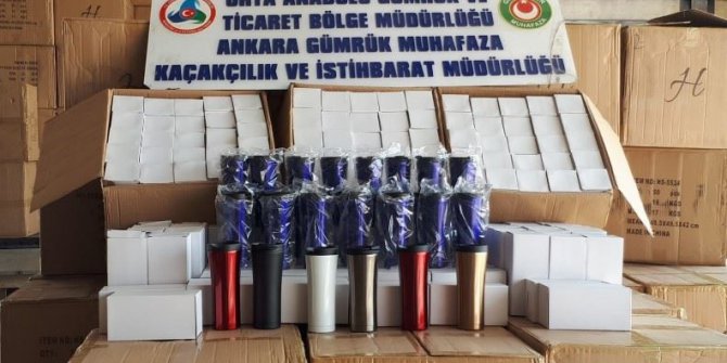Film Gibi Operasyonla 2 Milyon Liralık Kaçak Termos Bardak Ele Geçirildi