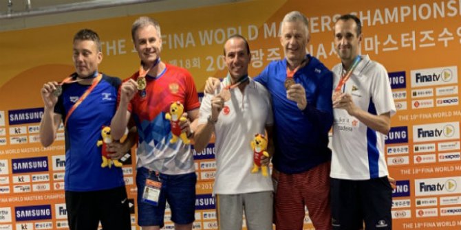 Galatasaray Yüzmede Dünya Üçüncüsü Oldu