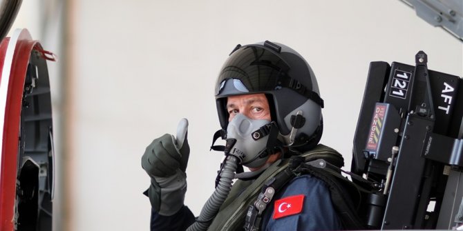 Bakan Akar Ve Komutanlar 2019-2020 Eğitim Uçuş Yılı Töreni’ne Katıldı