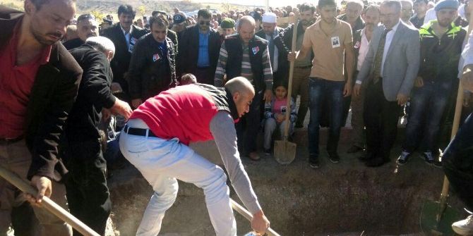 Şehit Uzman Çavuş Mehmet Alda Toprağa Verildi