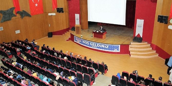 Neşet Ertaş Anısına Düzenlenen Halk Konseri İptal Edildi