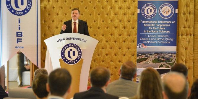 Rektör Çelik, Yabancı Akademisyenlere 15 Temmuz Darbe Girişimini Anlattı