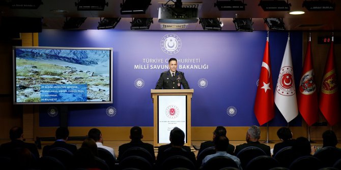 Milli Savunma Bakanlığı’ndan Pençe Harekatları Bilgilendirme Toplantısı