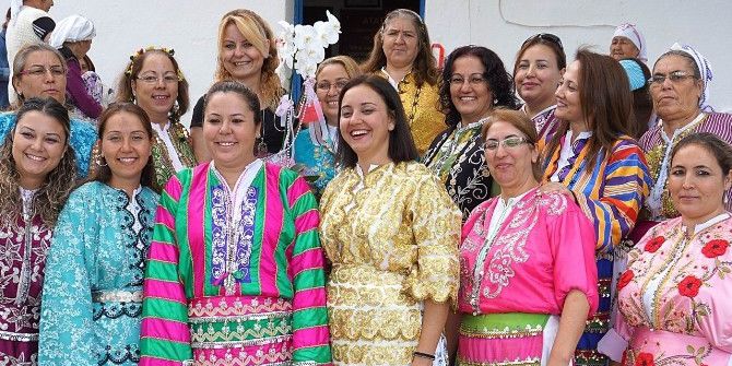 Edremit’te El Sanatları Sergisi Büyüledi