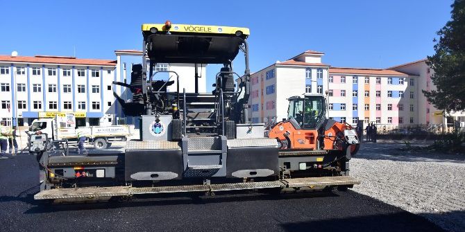 Battalgazi Belediyesi Tarafından 6 Okulun Yolu Asfaltlandı