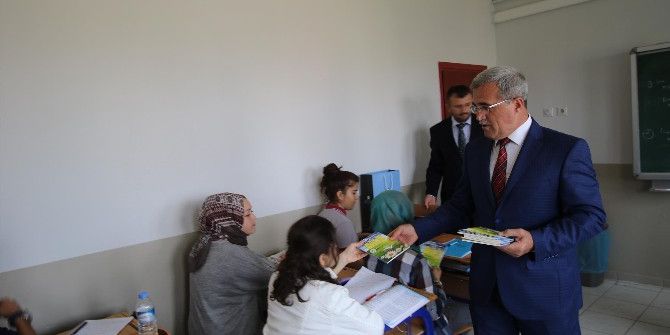 Başkan Hasan Akcan Okul Ziyaretlerine Devam Ediyor