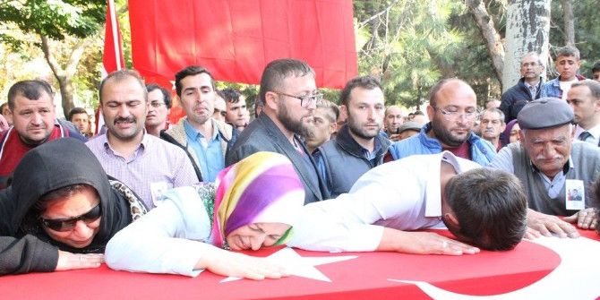 Afyonkarahisar Şehidini Uğurladı