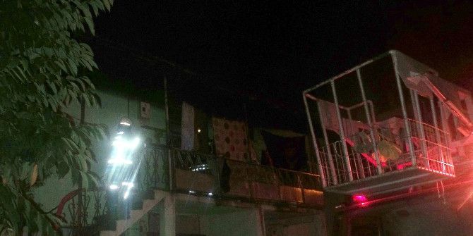 Karı-kocayı Alevlerin Arasından Komşuları Kurtardı