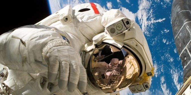 Nasa’dan Ücretsiz Cgı Ay Kiti