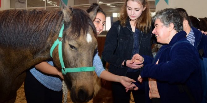 Rektör Şenocak Özel Gereksinimli Öğrencilerle Buluştu