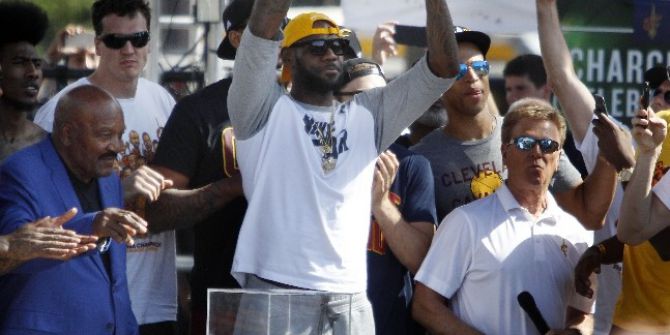 Lebron James: “Kaepernick’i Destekliyorum Ama…”