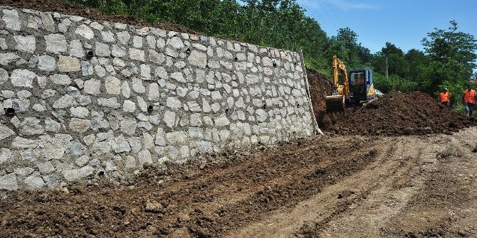 Yollarda Sıkı Çalışma