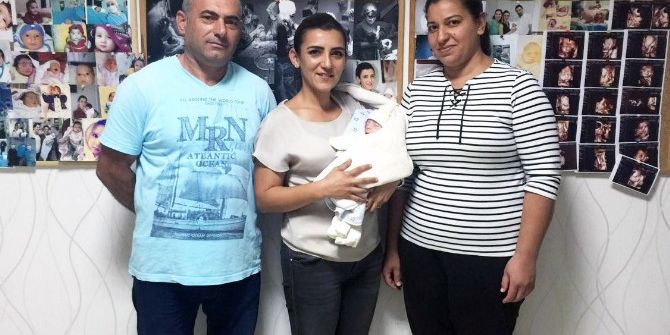 Eymen Bebek Hayata Tutundu