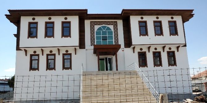 Karapınar, Şehir Konağı’na Kavuşuyor