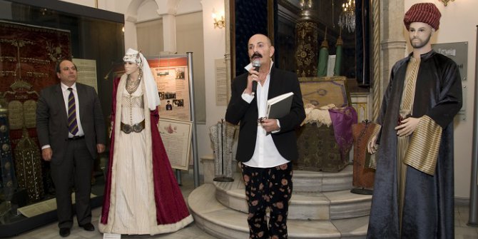 ‘Osmanlı’da Yahudi Kıyafetleri’ Sergisi İzmir’de Sanatseverlerle Buluşuyor