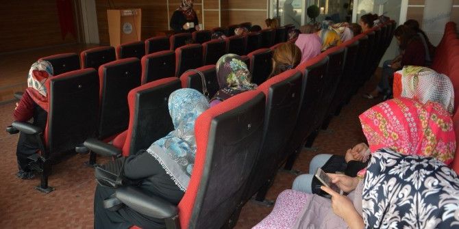 Togem’den ‘Ailede Çocuk Eğitimi’ Konulu Seminer