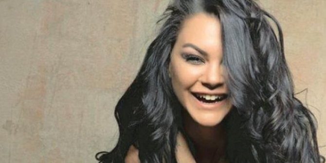 Şarkıcı Nez Moda Dünyasına Adım Attı