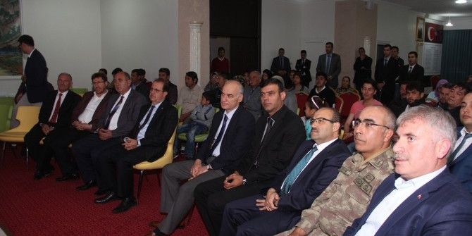 Vali Ustaoğlu Göçmenlerle Buluştu