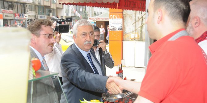 Yaştan Emeklilik Bekleyenlere Sağlık Hizmeti Ücretsiz Verilmeli