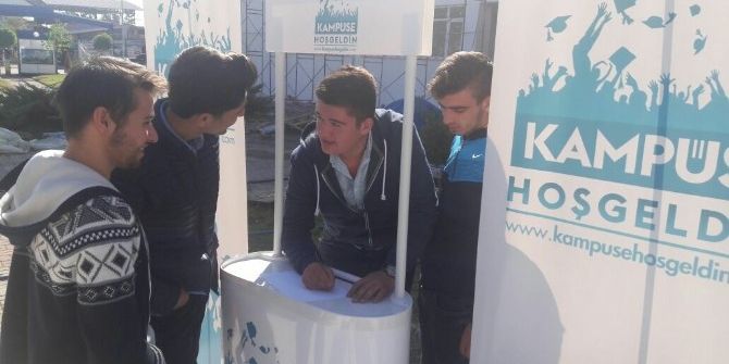 Üniak’tan Öğrencilere Destek