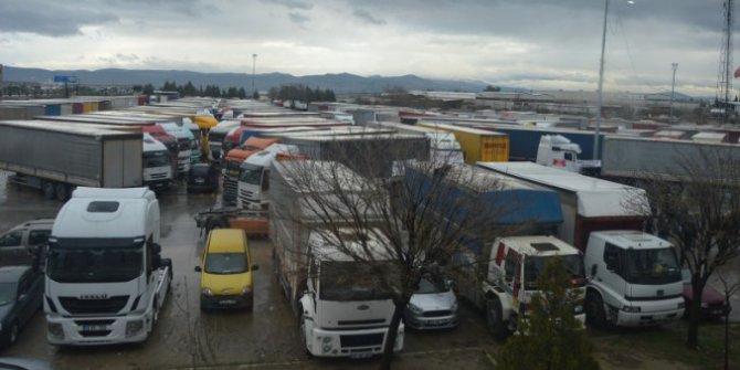 Kamyoncular Eylem Yaptı