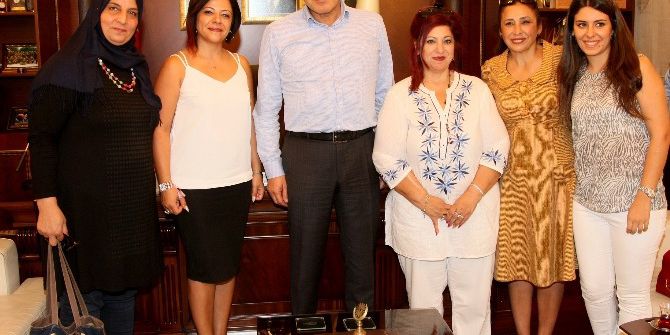 Sözlü:“empati Yaparak Yaşarsak, Dünya Hepimize Yeter”