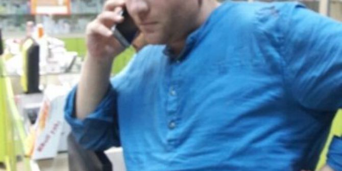 Trabzon’da Nöbetçi Eczaneye Saldırı