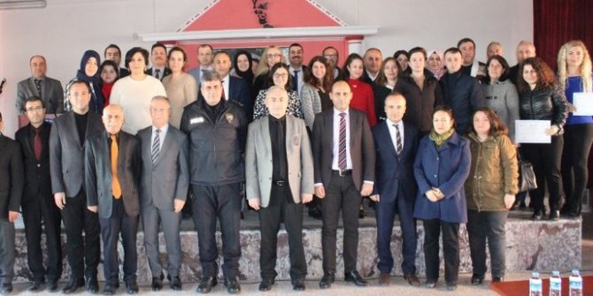 Saruhanlı’da Ofis Programları Eğitimi Verildi