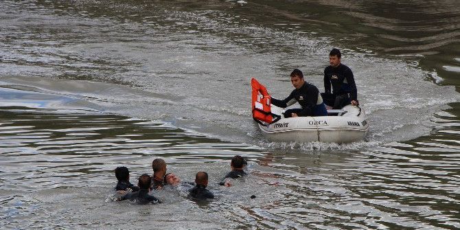 Yeşilırmak’ta Nefes Kesen Kurtarma Tatbikatı