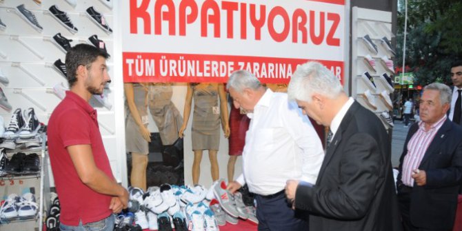 “İki Dükkan Arayla Aynı Sektörde Esnaf Birbirine Zarar Veriyor”