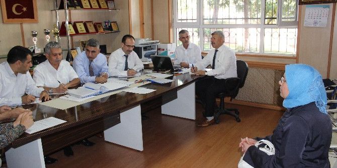 Suriyeli Eğitimciler Sınava Tabi Tutuldu