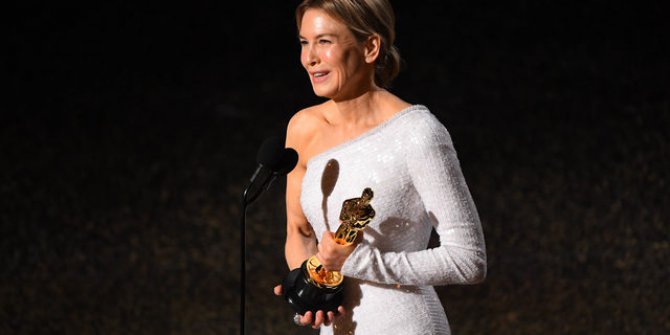 En İyi Kadın Oyuncu Ödülünü Kim Kazandı