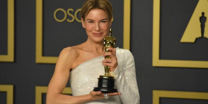 Renee Zellweger kimdir?  Renee Zellweger hangi filmlerde oynadı?