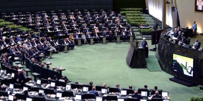 İran Milletvekili Mahmud Sadıki kendisinde koronavirüs tespit edildiğini açıkladı