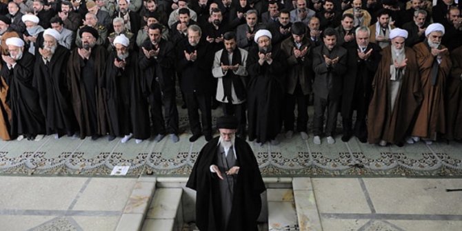 Tahran'da koronavirüs nedeniyle cuma namazı kılınmayacak