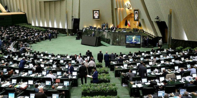 İran'da 23 milletvekilinde koronavirüs tespit edildi